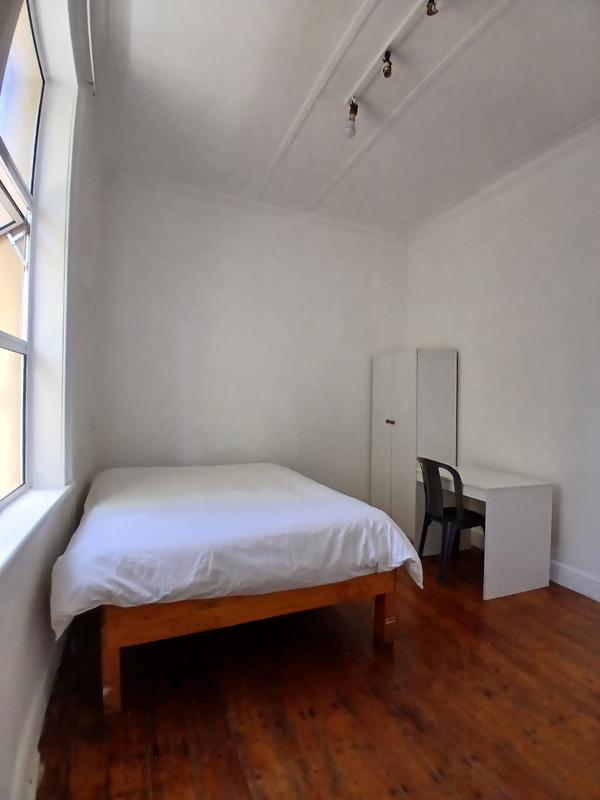 To Let 6 Bedroom Property for Rent in Observatory Western Cape